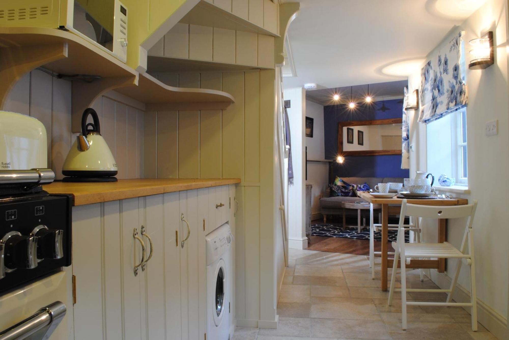 Courtyard Cottages Lymington, 2 Adults Only エクステリア 写真